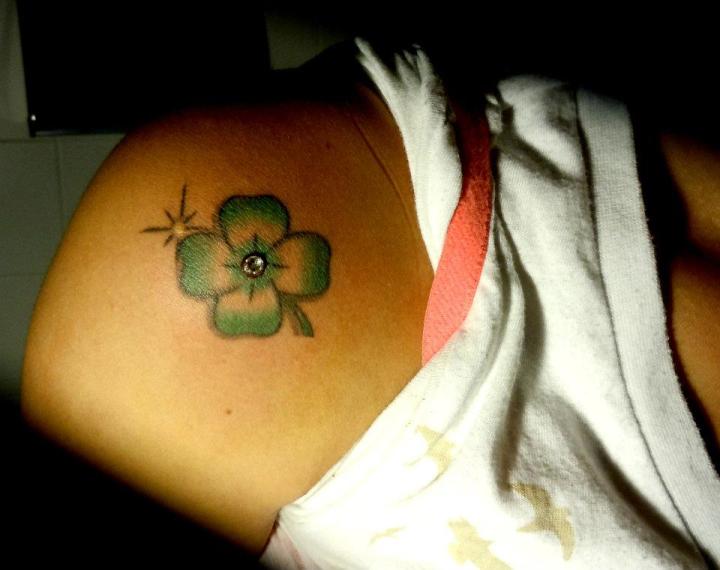 576819_309517495795152_402015761_n