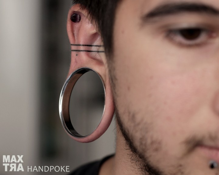 MASSI LINEE ORECCHIO