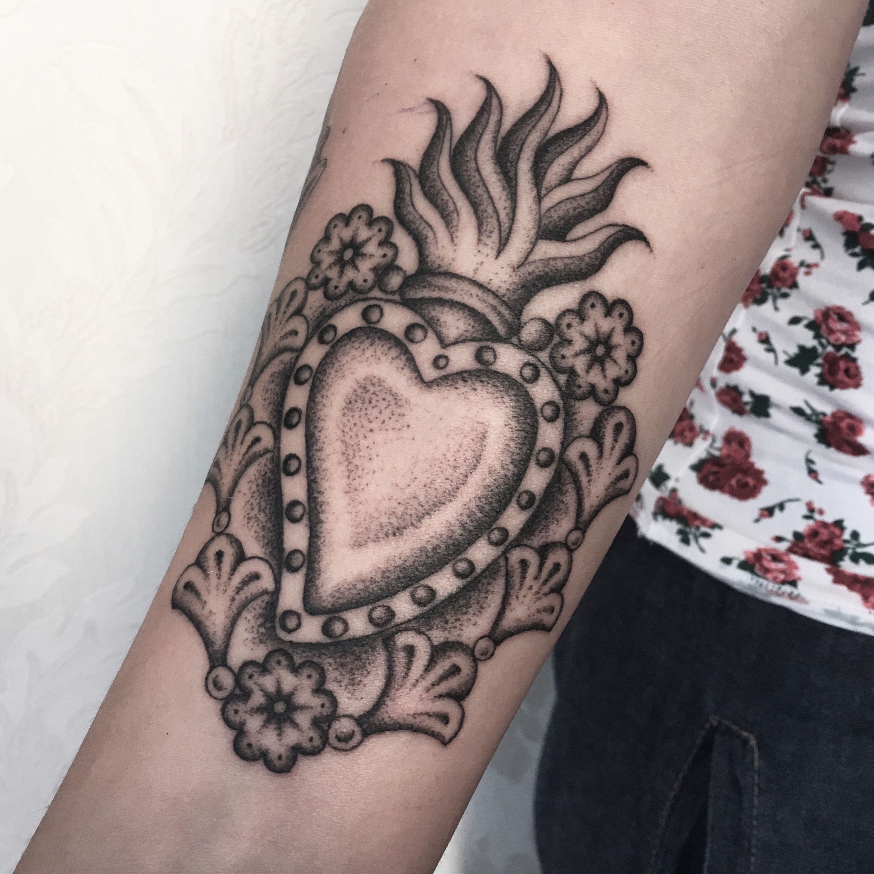 D9094B2A-FC43-4A2E-9245-0DA340921A8C