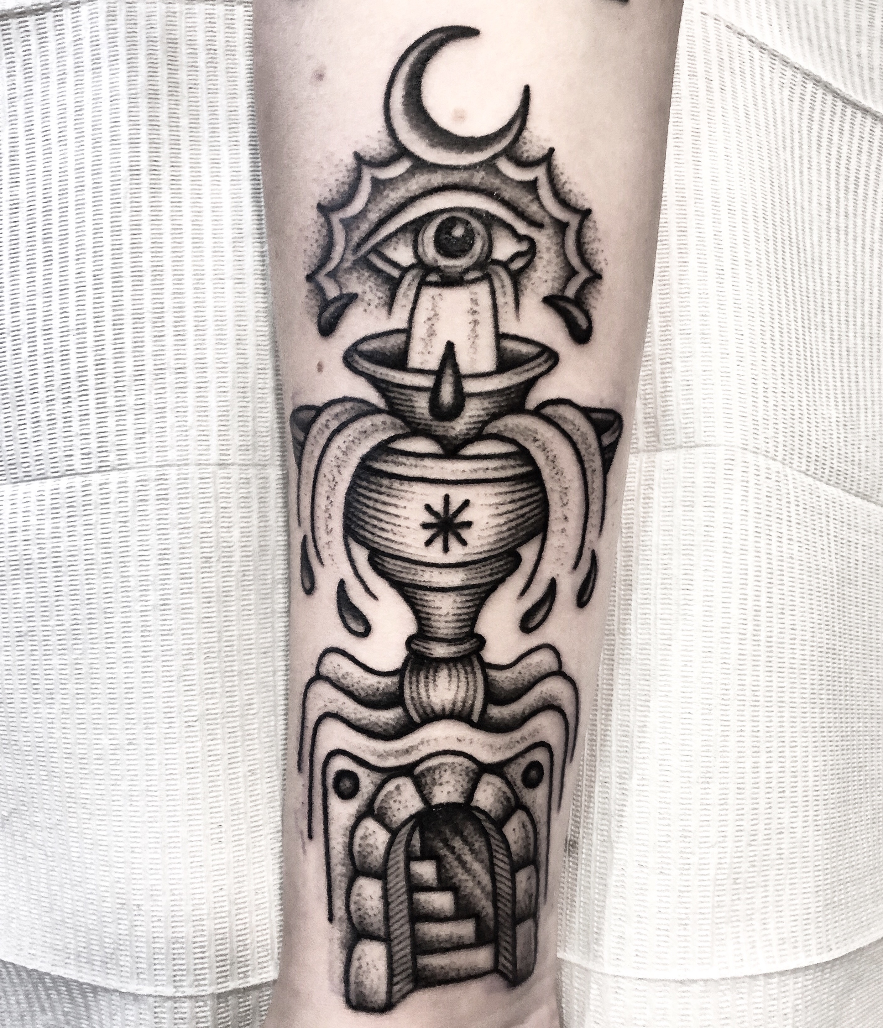 FB2B7F9B-A2BC-460F-AEC9-3039DB6284BA